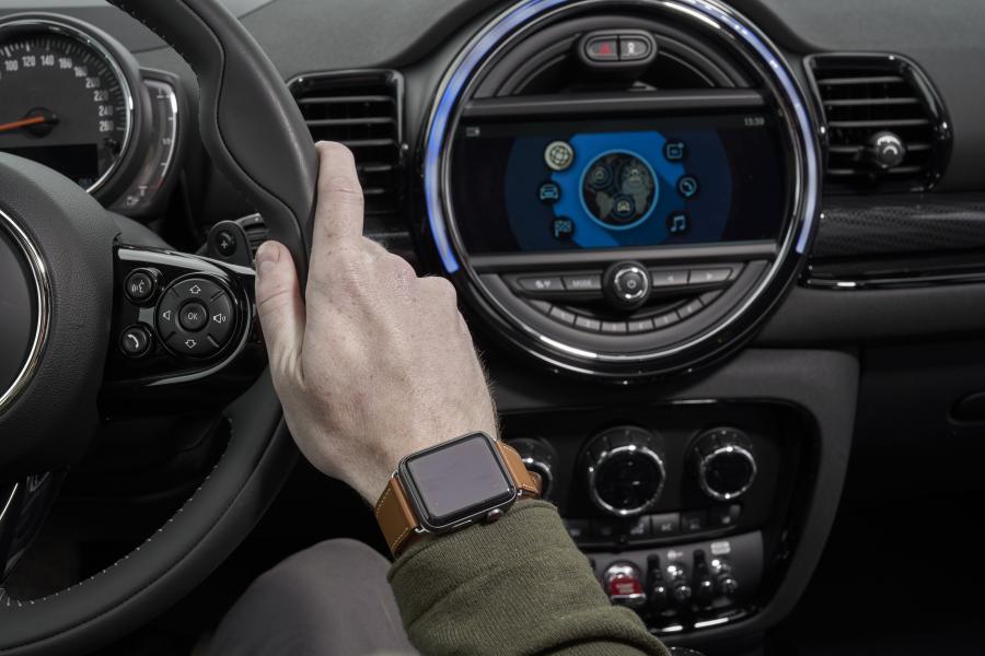 Детали интерьера Mini Cooper S Clubman (F54) 2019 года  (WW) (фото 134 из 150)